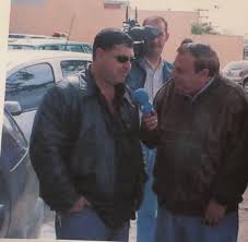 Gil Gomes em Jundiaí durante reportagem.jpg