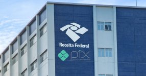 Receita Federal não desistiu de fiscalizar transações Pix