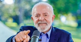 Lula inaugura rádio em reduto bolsonarista e gera polêmica em Rio Verde