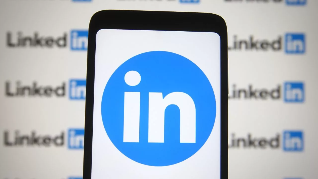 LinkedIn apresenta ferramentas de IA para melhorar currículos e busca de emprego (Foto: Reprodução)